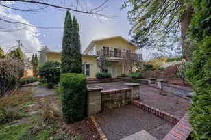 1740 Pennsylvania Ave, Coos Bay, OR 97420 - Photo 3