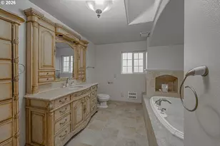 1740 Pennsylvania Ave, Coos Bay, OR 97420 - Photo 25