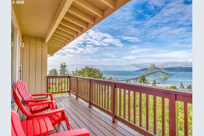 102 W Grand Ave, Astoria, OR 97103 - Photo 15