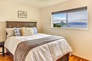 102 W Grand Ave, Astoria, OR 97103 - Photo 21