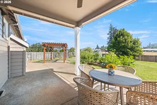 20266 Chanticleer Dr, Oregon City, OR 97045 - Photo 27