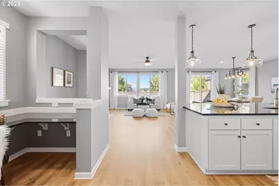 2035 35th Ave, Forest Grove, OR 97116 - Photo 9