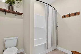 20180 S Polehn Dr, Oregon City, OR 97045 - Photo 31