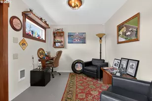 20180 S Polehn Dr, Oregon City, OR 97045 - Photo 39