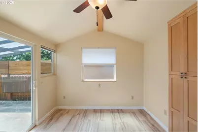 3215 E 30th St, Vancouver, WA 98661 - Photo 11