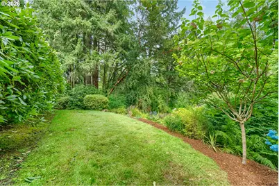 15455 SW Gleneden Dr, Beaverton, OR 97007 - Photo 39