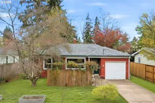 5823 SE Insley St, Portland, OR 97206 - Photo 3