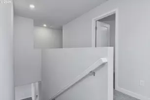 1393 Owl Ave, Woodburn, OR 97071 - Photo 11