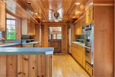 35960 NE Wilsonville Rd, Newberg, OR 97132 - Photo 13