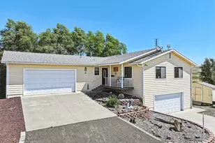 4 S Bailey Loop Dr, Goldendale, WA 98620 - Photo 1