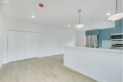 2071 NE Davis St, Portland, OR 97232 - Photo 25