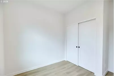 2071 NE Davis St, Portland, OR 97232 - Photo 3