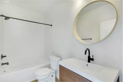 2071 NE Davis St, Portland, OR 97232 - Photo 11