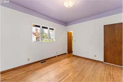 2755 D St NE, Salem, OR 97301 - Photo 11