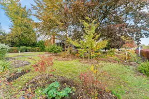 2755 D St NE, Salem, OR 97301 - Photo 29