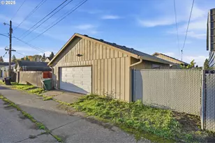 344 Douglas St, Longview, WA 98632 - Photo 29