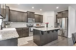 255 Madrona Ct, Saint Helens, OR 97051 - Photo 3