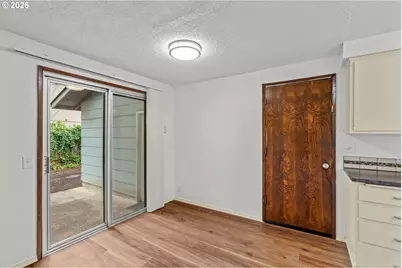 3377 W 16th Ave, Eugene, OR 97402 - Photo 13