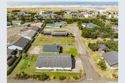 816 325th Pl, Ocean Park, WA 98640 - Photo 23