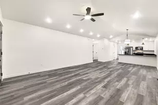 670 E St, Baker City, OR 97814 - Photo 5