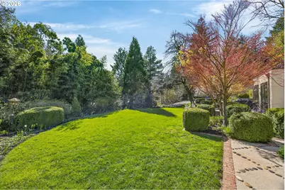 921 SW 57th Ave, Portland, OR 97221 - Photo 43