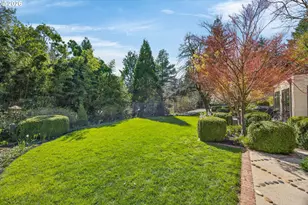 921 SW 57th Ave, Portland, OR 97221 - Photo 43