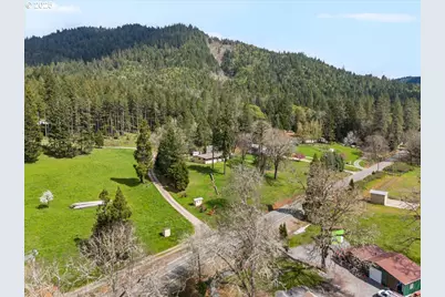 5230 Azalea Glen Rd, Glendale, OR 97442 - Photo 23