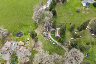 5230 Azalea-Glen Rd, Glendale, OR 97442 - Photo 19