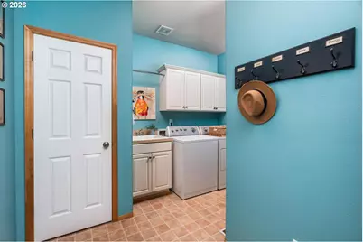 13575 SW 124th Ave, Tigard, OR 97223 - Photo 23