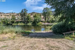 13474 Old Hwy 99, Myrtle Creek, OR 97457 - Photo 29