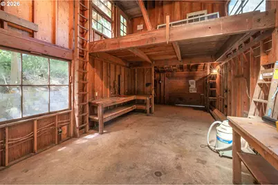 1202 Barber Dr, Eugene, OR 97405 - Photo 39