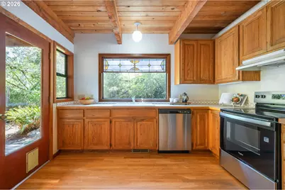 1202 Barber Dr, Eugene, OR 97405 - Photo 11