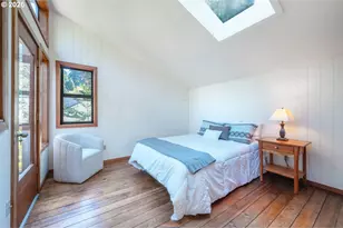 1202 Barber Dr, Eugene, OR 97405 - Photo 15