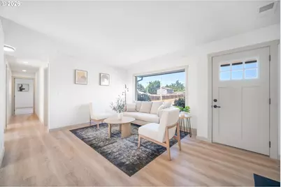 1710 Johnson St, North Bend, OR 97459 - Photo 5