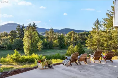 6841 Oak Hill Rd, Roseburg, OR 97471 - Photo 5