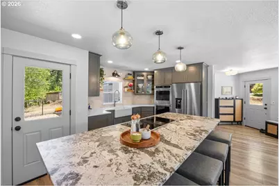 6841 Oak Hill Rd, Roseburg, OR 97471 - Photo 13