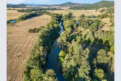 6841 Oak Hill Rd, Roseburg, OR 97471 - Photo 29