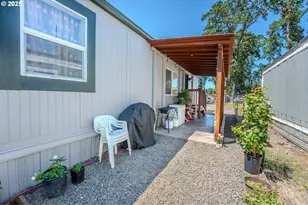 1065 Pacific Hwy, Woodburn, OR 97071 - Photo 29