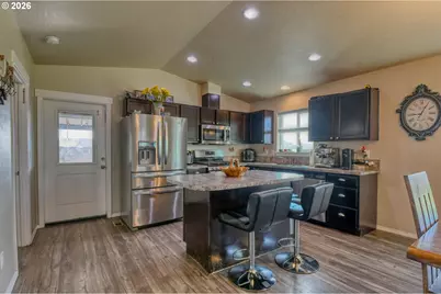 1447 NE Kenna Dr, Hermiston, OR 97838 - Photo 9