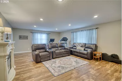 165 N Vernonia Rd, Saint Helens, OR 97051 - Photo 7