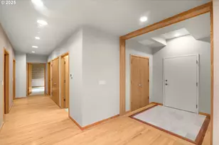 2020 SW Market St Dr, Portland, OR 97201 - Photo 17