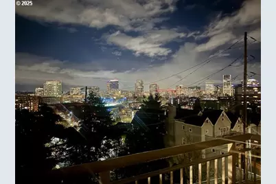 2020 SW Market Street Dr #101, Portland, OR 97201 - Photo 29