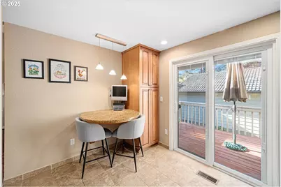 6296 Belmont Way, West Linn, OR 97068 - Photo 13