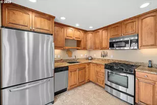 6296 Belmont Way, West Linn, OR 97068 - Photo 11