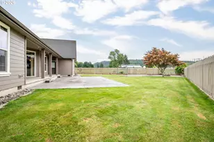 2487 Redwood Ave, Longview, WA 98632 - Photo 39