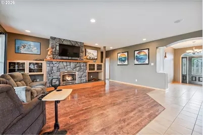 2487 Redwood Ave, Longview, WA 98632 - Photo 9