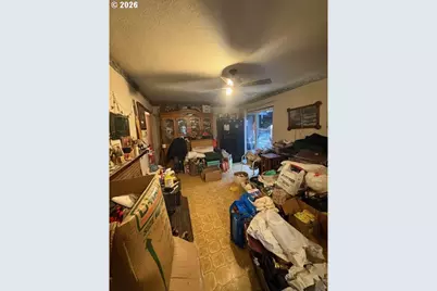 7955 SE Center St, Portland, OR 97206 - Photo 3