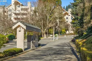 6665 W Burnside Rd, Portland, OR 97210 - Photo 37