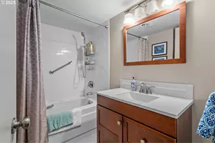 6665 W Burnside Rd, Portland, OR 97210 - Photo 19