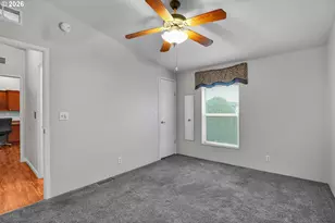 51361 SE Hood View Dr, Scappoose, OR 97056 - Photo 33